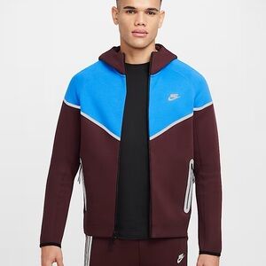 Nike Men's Tech Hoodie